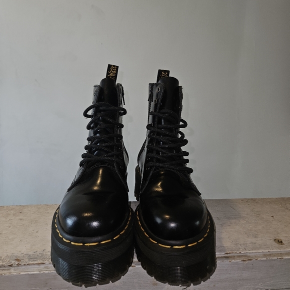 Dr.Martens Platform jordans - Picture 1 of 8
